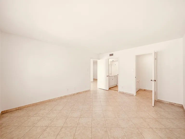 2333 Bering Dr #67 — Photo 16
