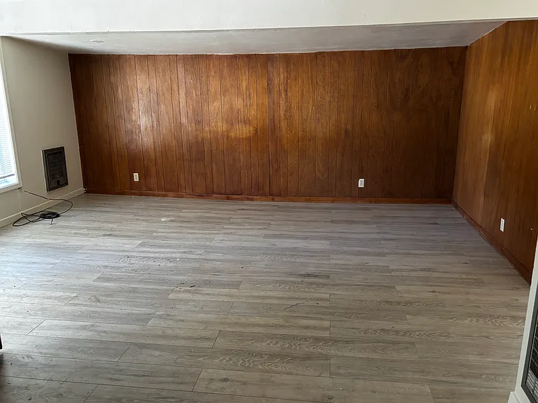 510 S Weed Blvd #B — Photo 1
