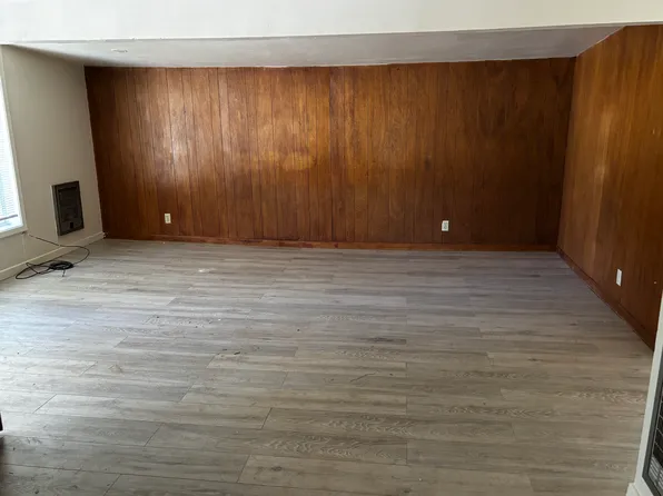 510 S Weed Blvd #B, Weed, CA 96094