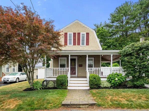55 Squanto Rd, Weymouth, MA 02191