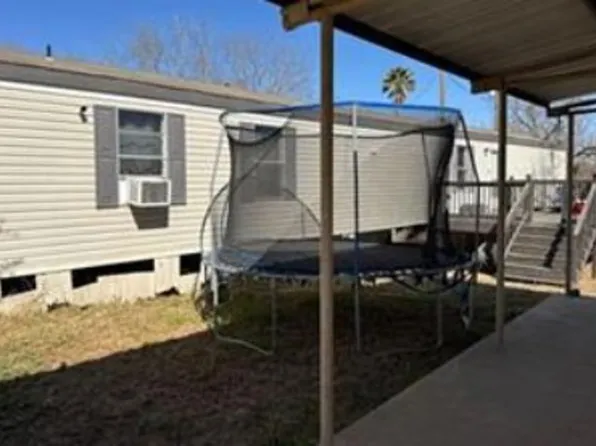 701 Jay, Cotulla, TX 78014