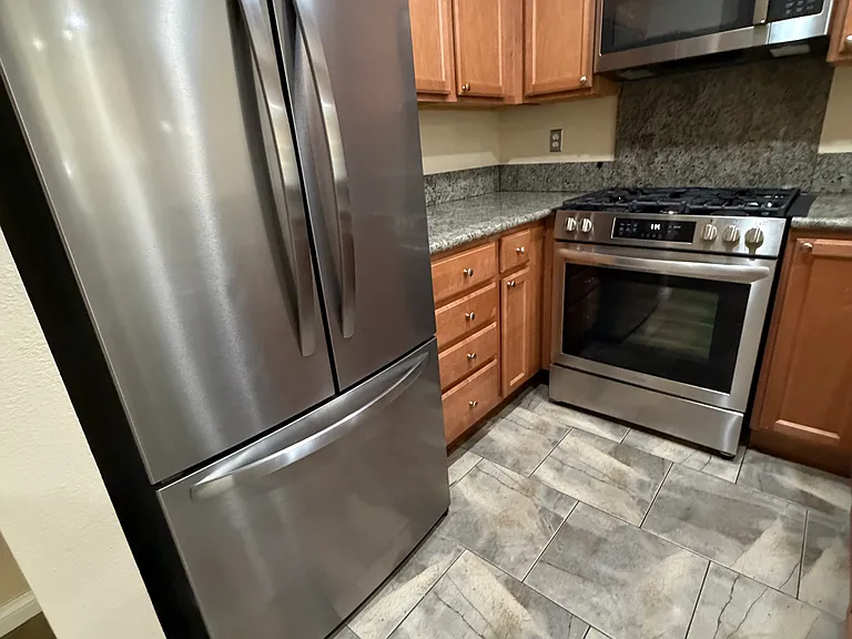 24111 Del Monte Dr #3 — Photo 23