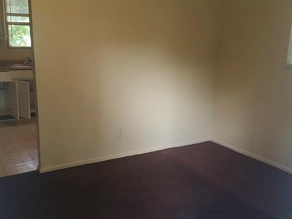 2nd image of 4609 N Webster St