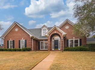 904 Pin Brook Ln, Tuscaloosa, AL 35406