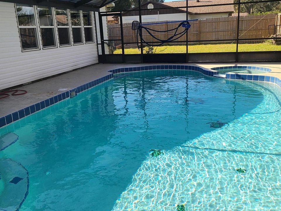 2nd image of 1233 Franklin Dr