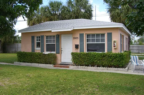5903 N Flagler Dr Photo 1