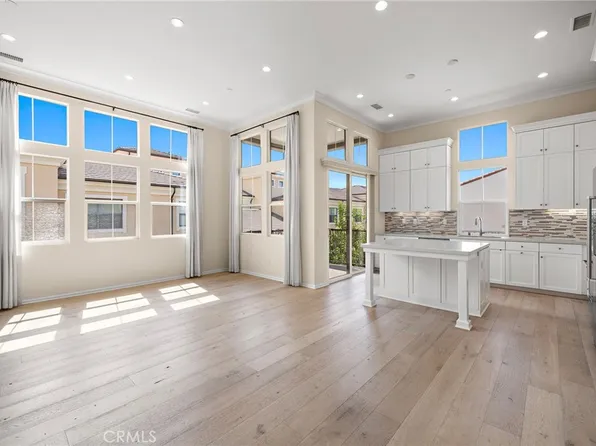 110 Mighty Oak, Irvine, CA 92602