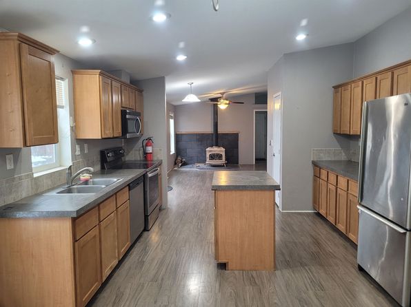 11716 East St, Fort Jones, CA 96032