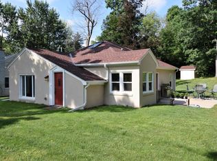 W195S7561 Woodland Pl, Muskego, WI 53150