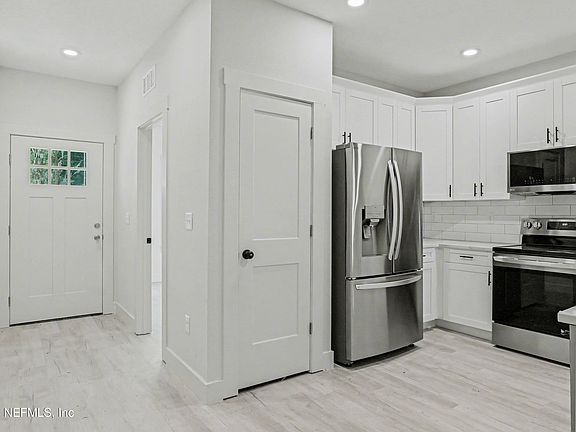 4th image of 1499 STIMSON Street