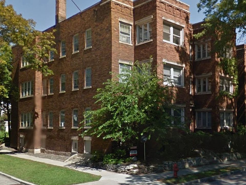 1st image of 1902 E Linnwood Ave #18793628