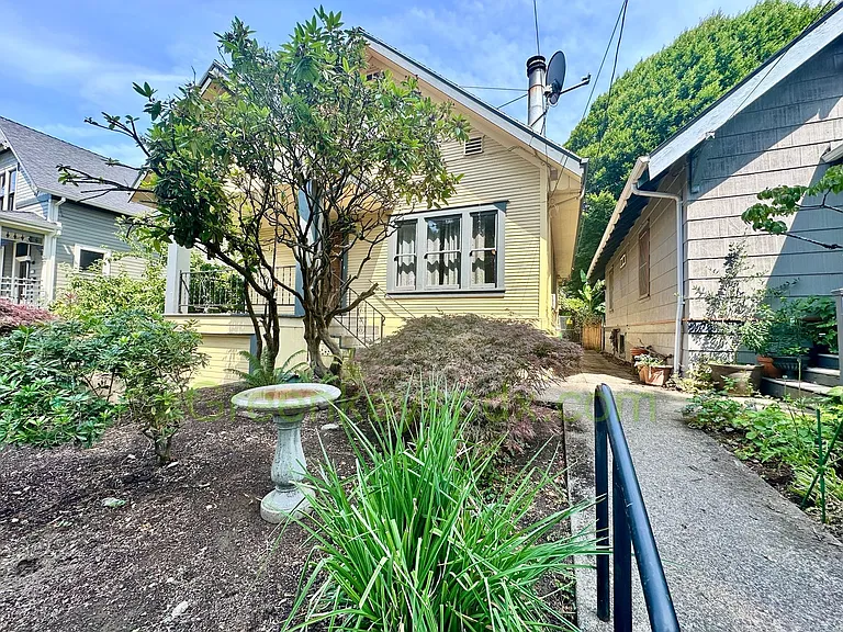 806 SE 45th Ave — Photo 33