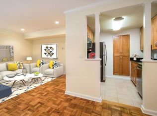 188 Gerry Rd, Chestnut Hill, MA 02467