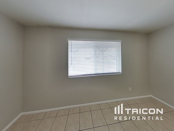 5th image of 9714 N 45th Ave