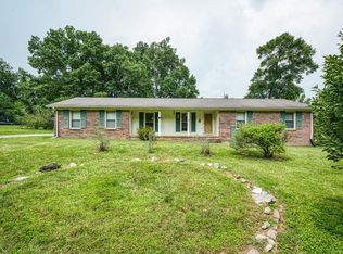 1507 W Whitehall Rd, Cookeville, TN 38501