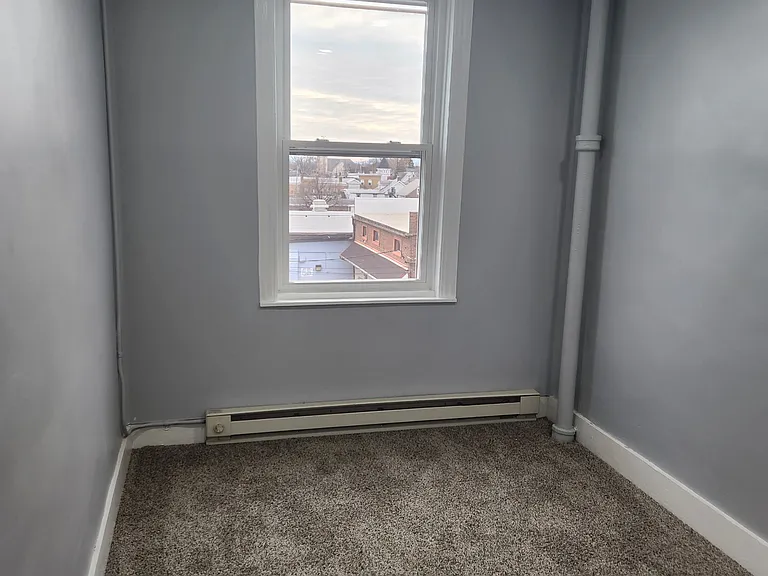 110-118 E Center St #304 — Photo 7