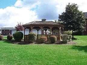 1st image of 219 Brittany Ln