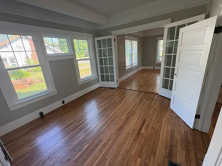 303 Bouchelle St — Photo 3