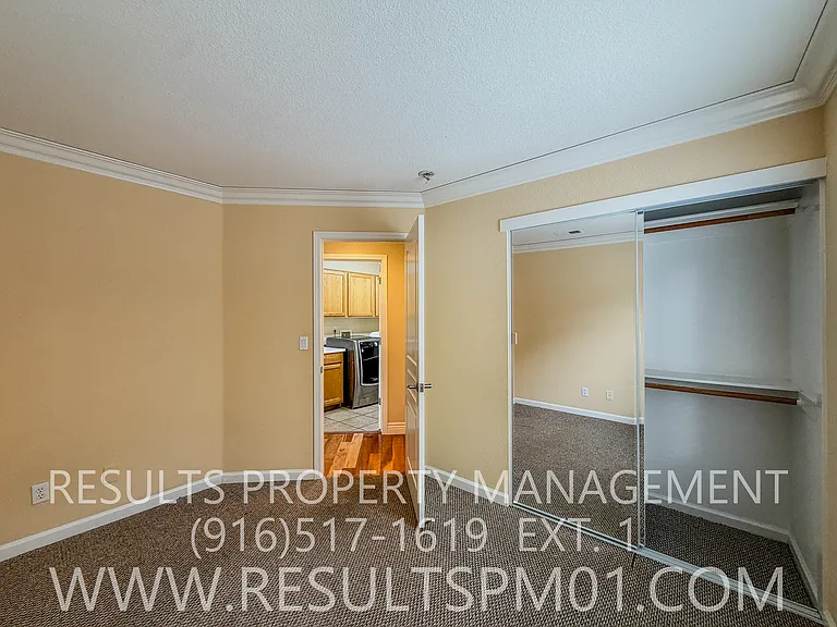 4891 Knightswood Way — Photo 6
