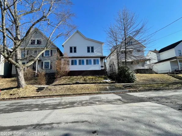 1028 N Webster Ave, Scranton, PA