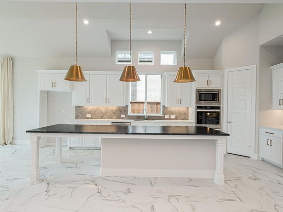 5th image of 553 Pentonville Ln
