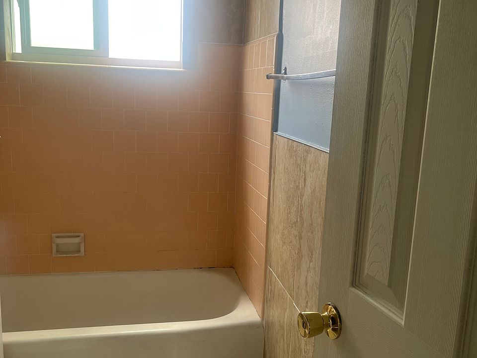 1st image of 5372-78 Wightman St