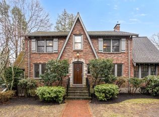 7 Stanley Rd, Newton, MA 02468