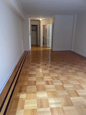 Rented by JMG Properties | media 2