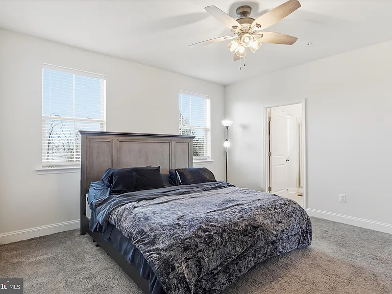 16416 Fife Way — Photo 18