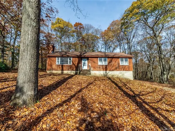 91 Mohegan Road, Shelton, CT 06484