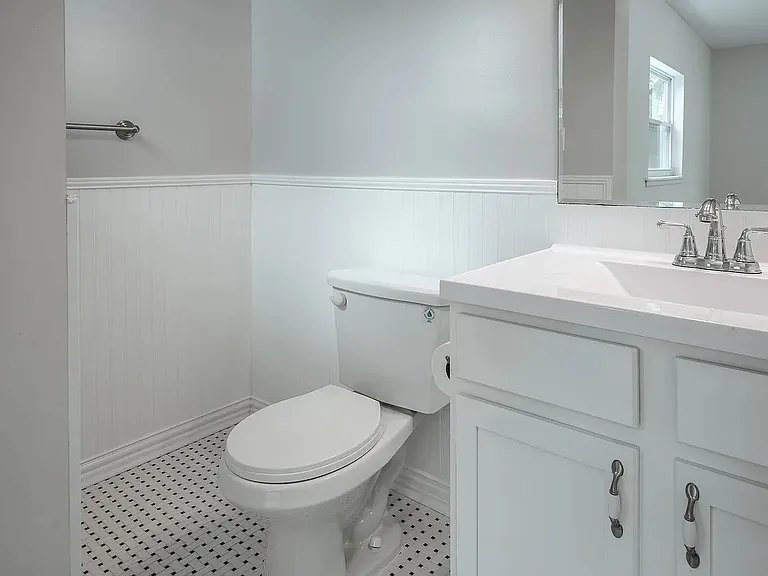 6500 Mercury Dr — Photo 9
