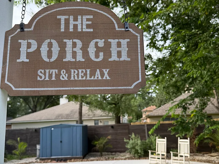 5006 Deer Point Dr — Photo 16
