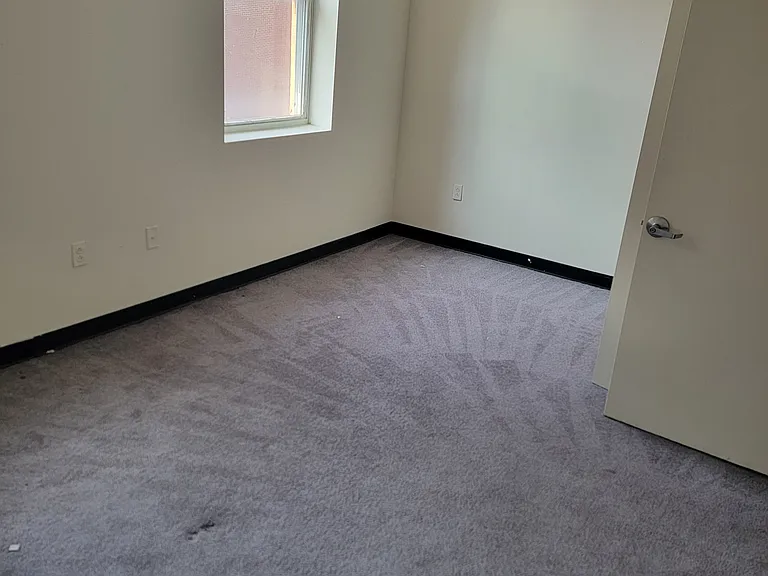 525 S Randolph St #6 — Photo 8