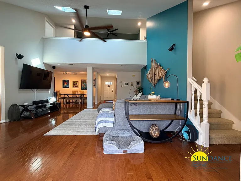 115 Long Pointe Dr — Photo 36