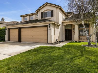 818 Clifford Dr, Lathrop, CA, 95330
