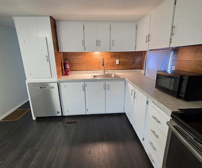 4812 Coral St — Photo 15