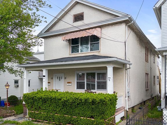 2nd image of 433 Willow St