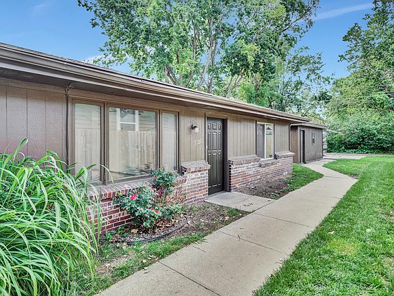 2nd image of 5707 Ballard Ave #5709
