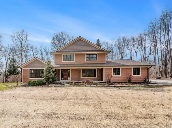 651 Crahen Ave NE, Grand Rapids, MI 49525