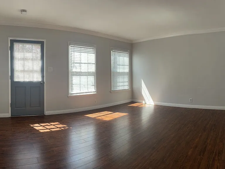 5343 E The Toledo — Photo 3