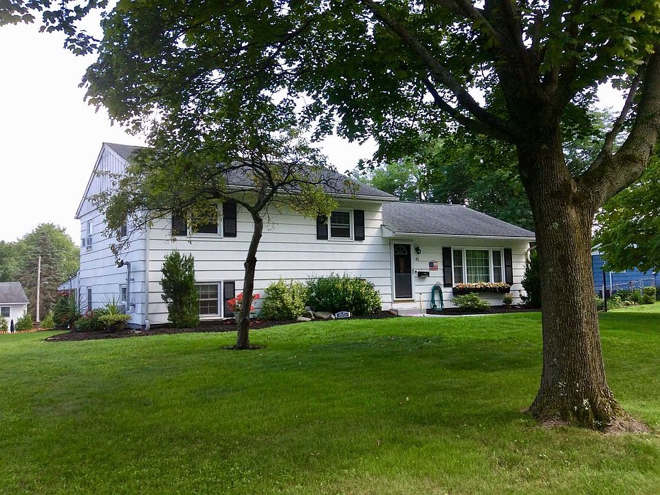 1st image of 65 Birchwood Dr