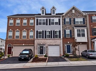 9076 Sandra Pl, Manassas Park, VA 20111