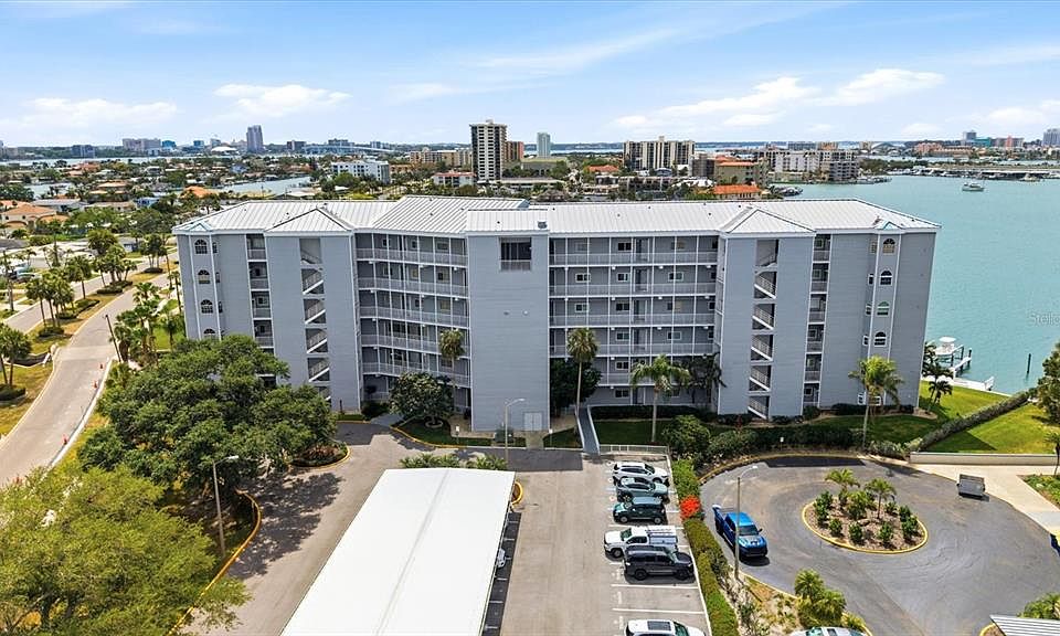 1st image of 610 ISLAND WAY #201