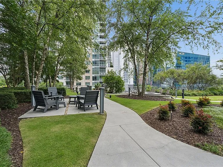 950 W Peachtree St NW #1413 — Photo 18
