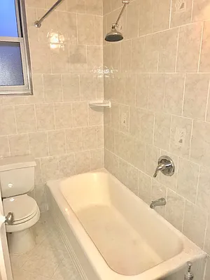 Rented by Stonehenge NYC LLC | media 11