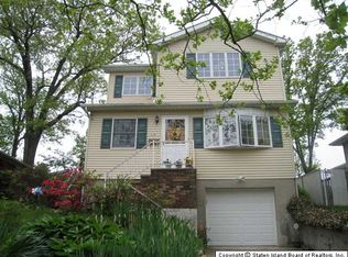228 Winchester Ave, Staten Island, NY