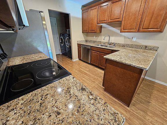 4th image of 9512 208th Ave E APT B
