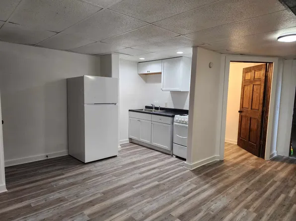 15 3rd St SE #3, Watertown, SD 57201