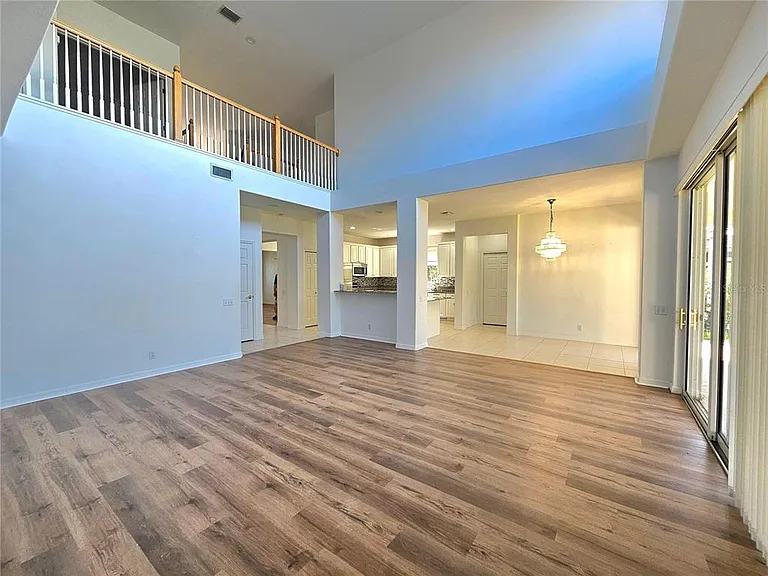 2307 Messenger Cir — Photo 15