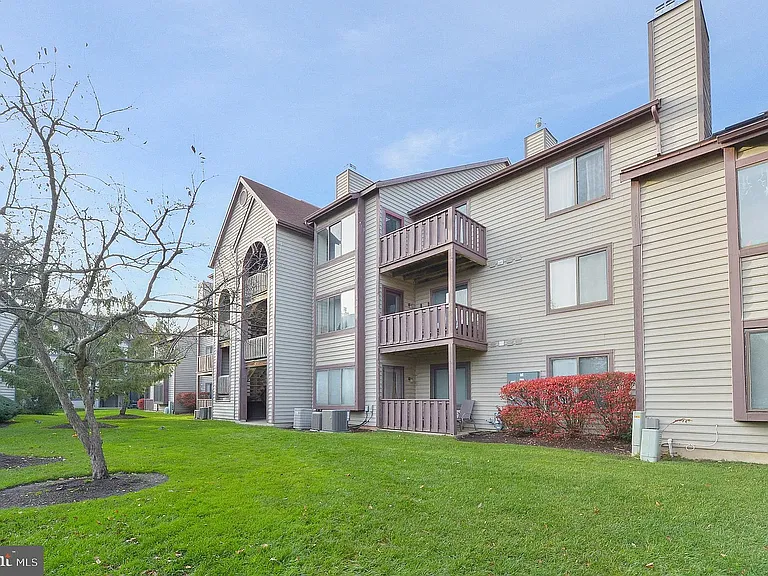 5415 Aberdeen Dr #C — Photo 3